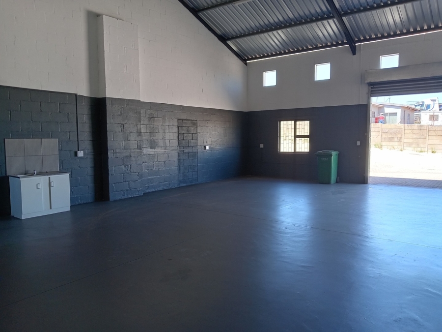 To Let commercial Property for Rent in Vredenburg Western Cape